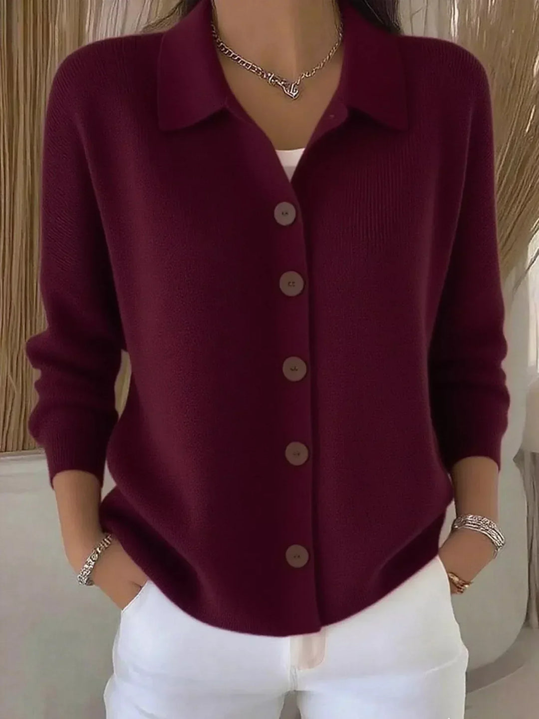 Mila™ – Cardigan doux en maille fine à col classique